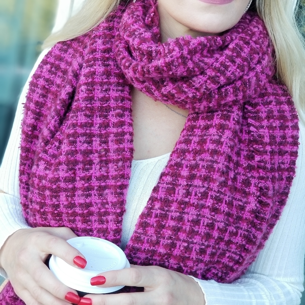 BERRY DELIGHTFUL Scarf / Shawl / Wrap - oversized - Picture 3 of 5